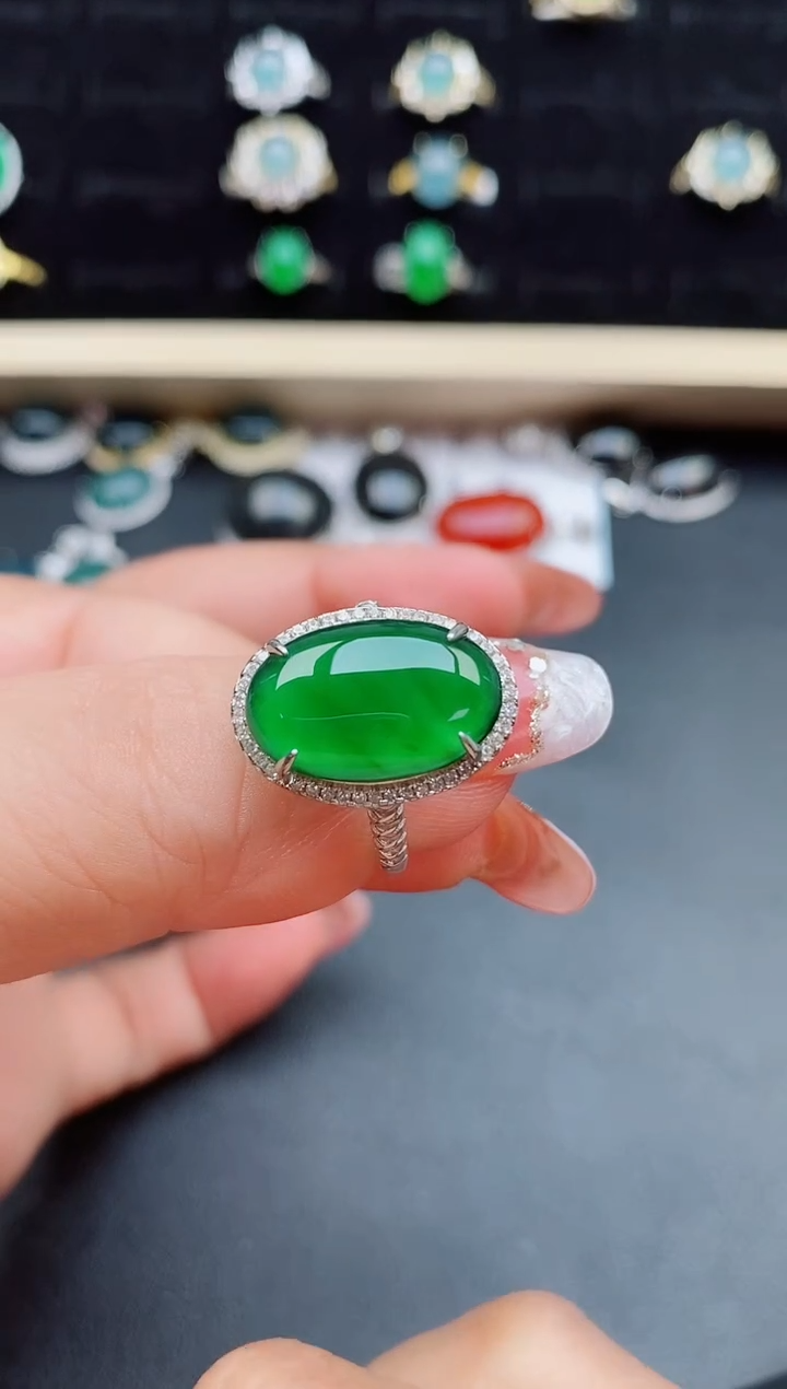 【闪购商品】翡翠戒指银S925镶嵌8000