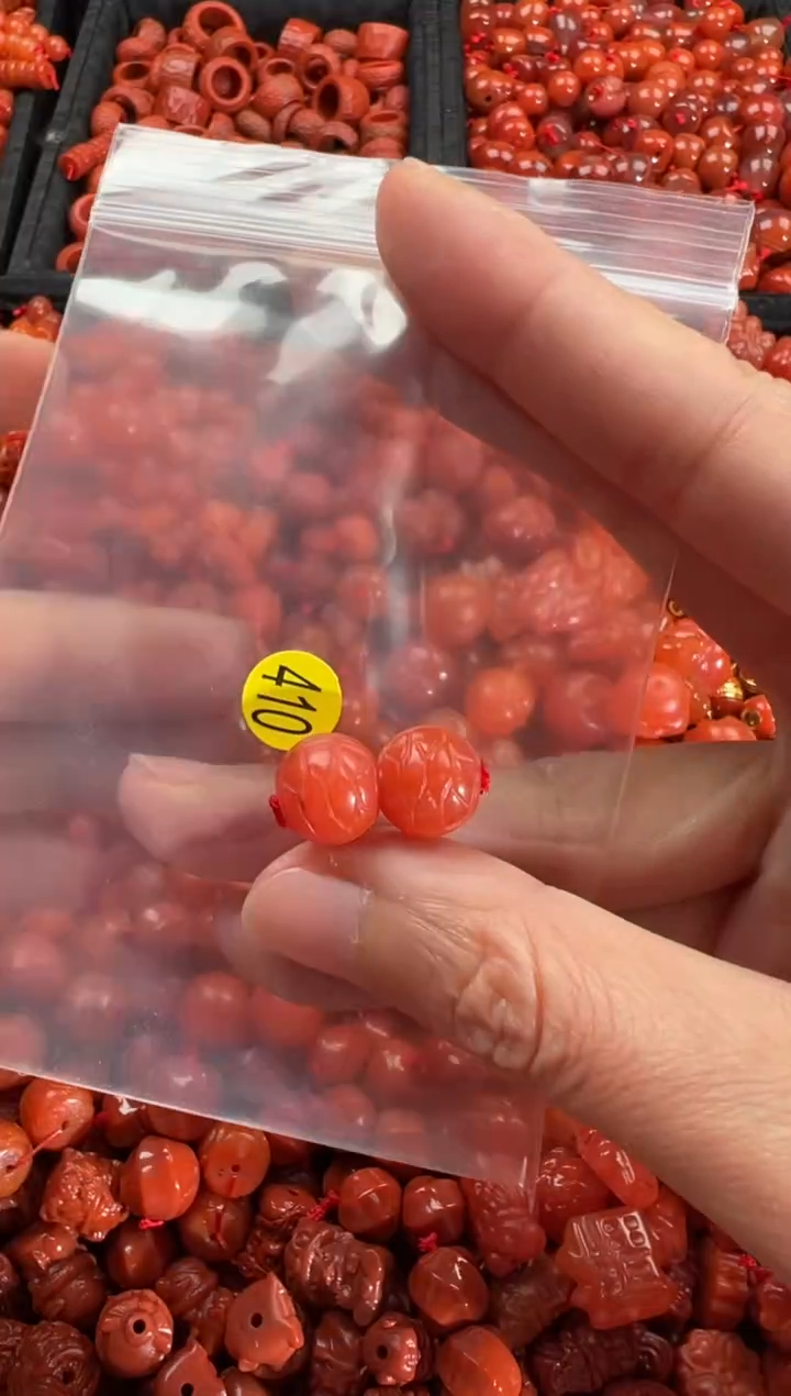 【闪购商品】南红玛瑙颈饰未镶嵌1