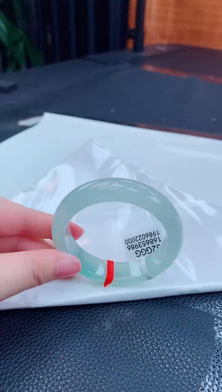 【闪购商品】翡翠手镯未镶嵌缅甸天然翡翠A货手镯