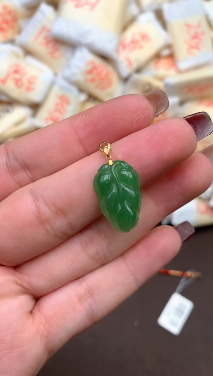 【闪购商品】和田玉挂件18K金镶嵌 —16