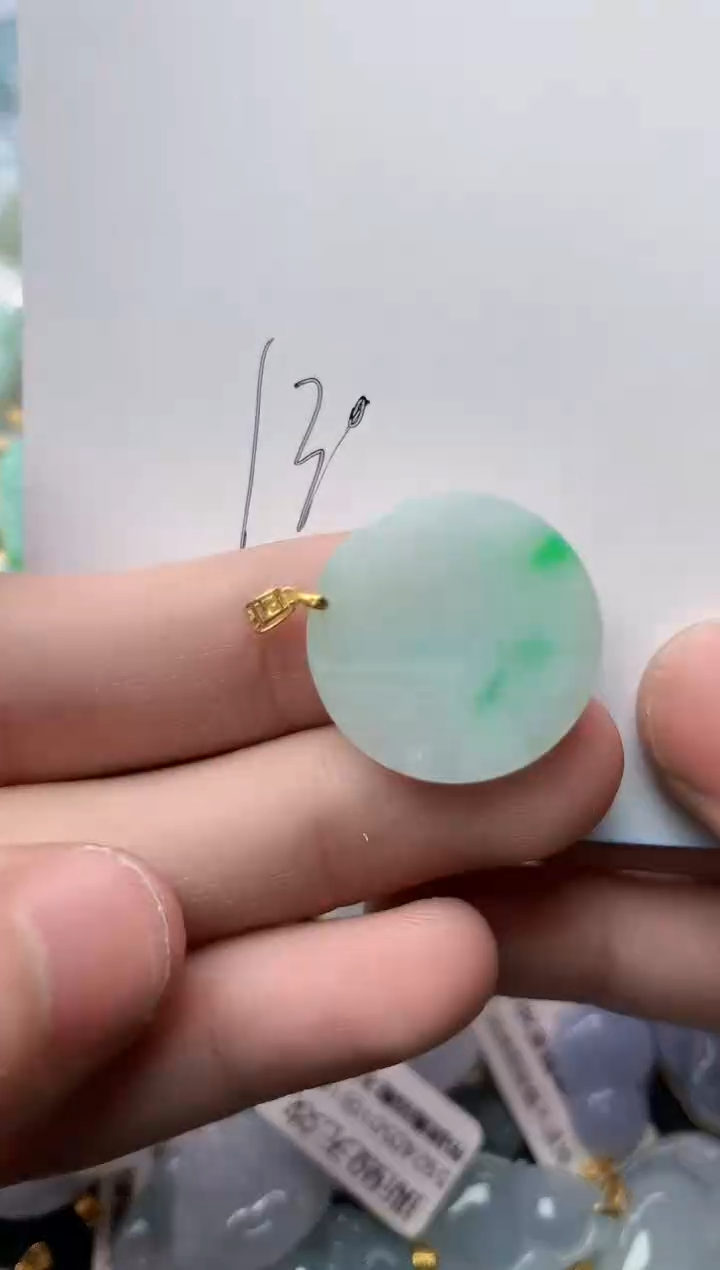 【闪购商品】翡翠颈饰18K金镶嵌68..........