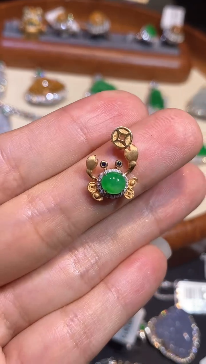 翡翠18K金镶嵌吊坠(不含链)d在