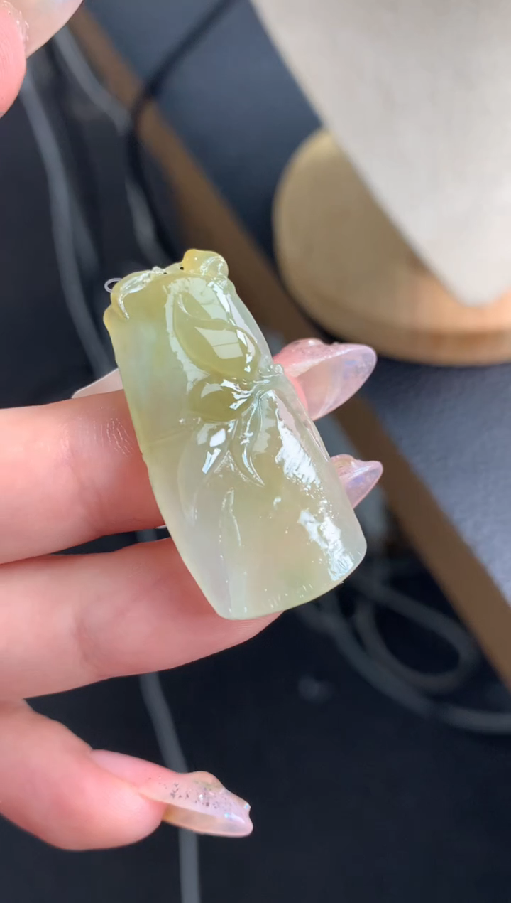 【闪购商品】定制翡翠未镶嵌竹节