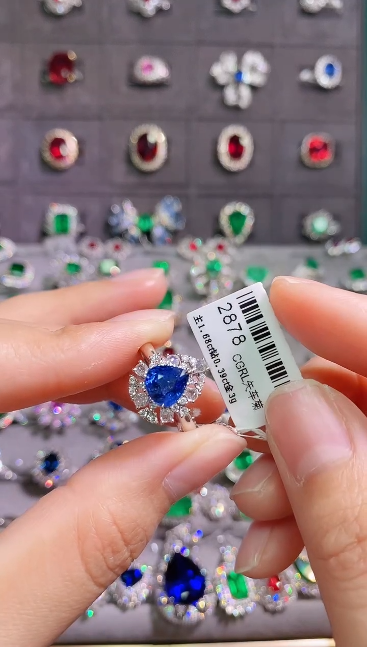 【闪购商品】蓝宝石18K金戒指18K金镶嵌--