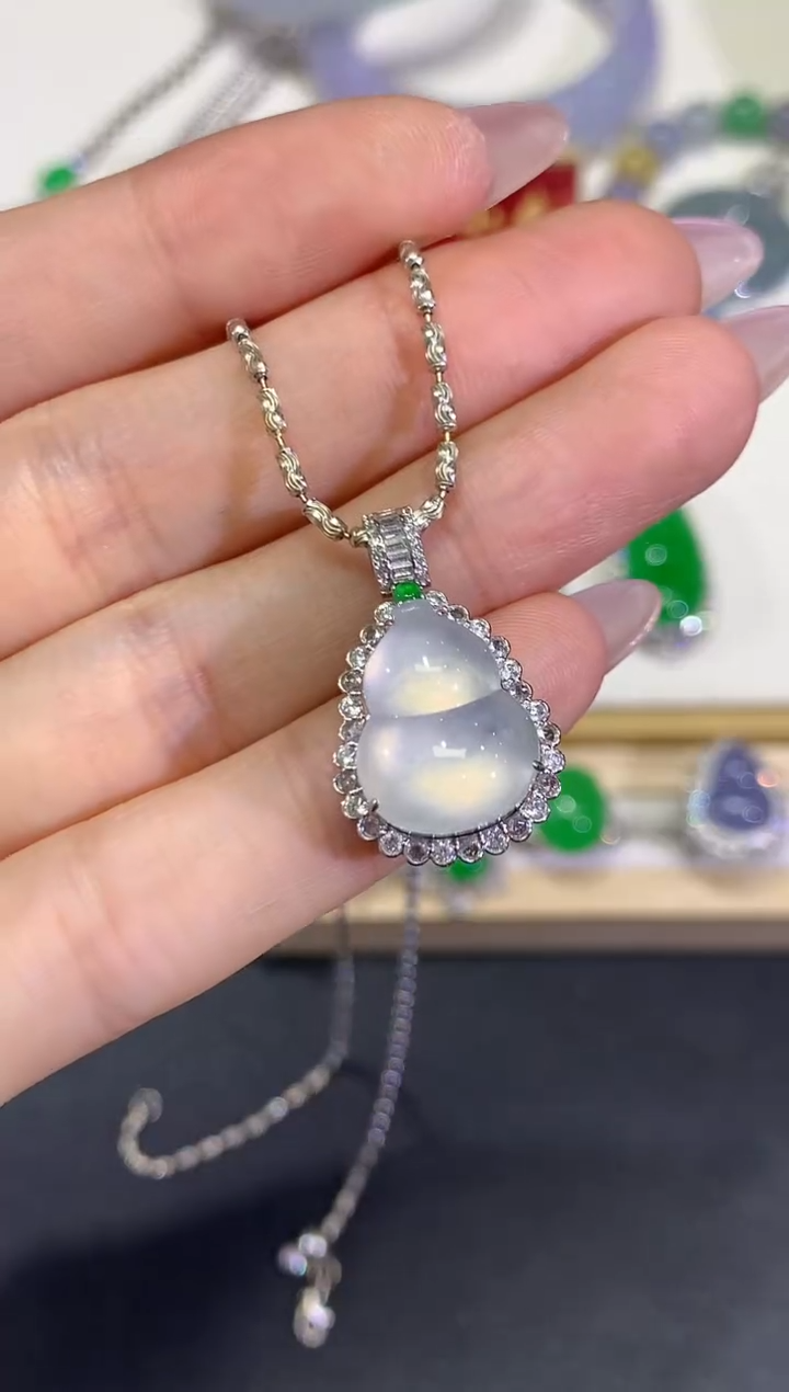 【闪购商品】翡翠颈饰18K金镶嵌团购64