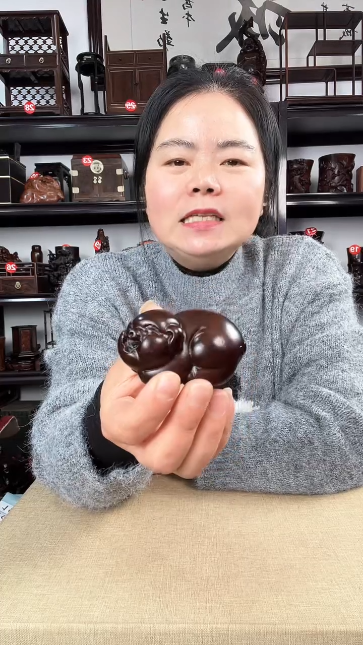 【闪购商品】木3030老李红木工艺品