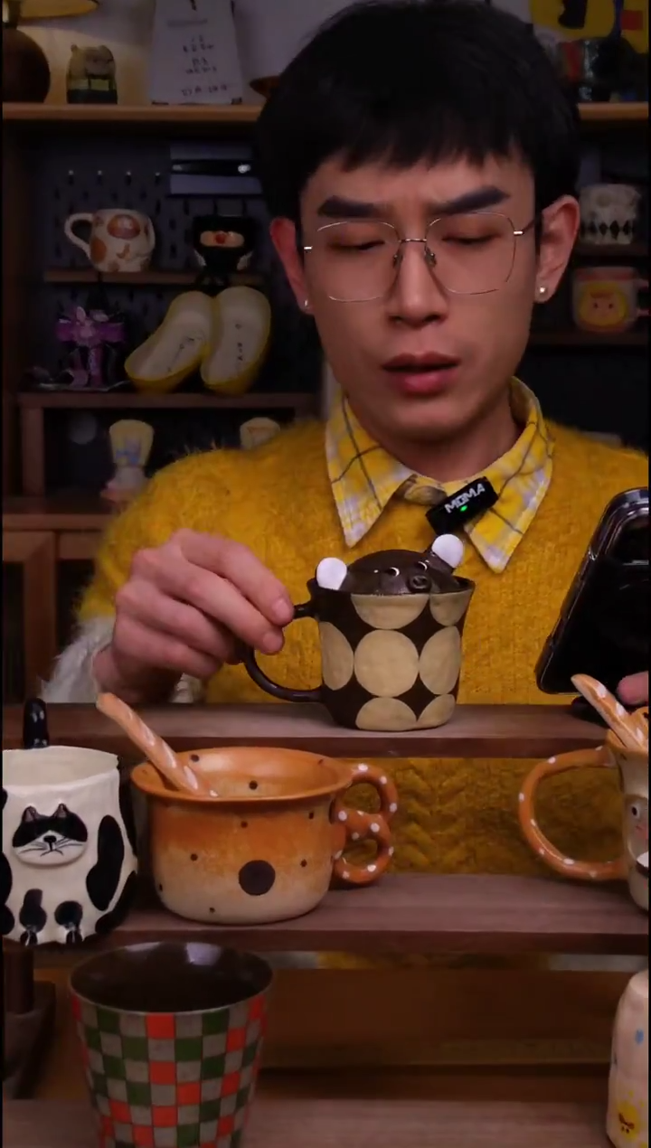 杯子陶景德镇可爱设计师款陶瓷（带盖杯）
