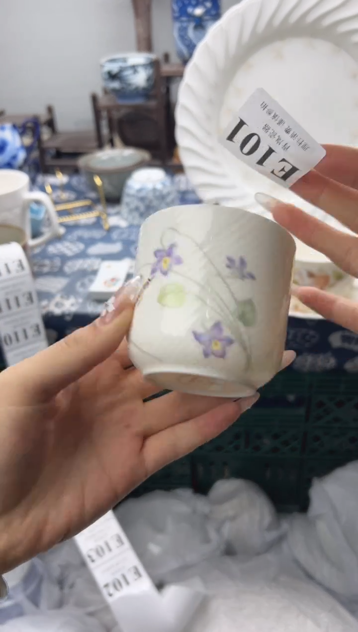 瓷片际**然  E101