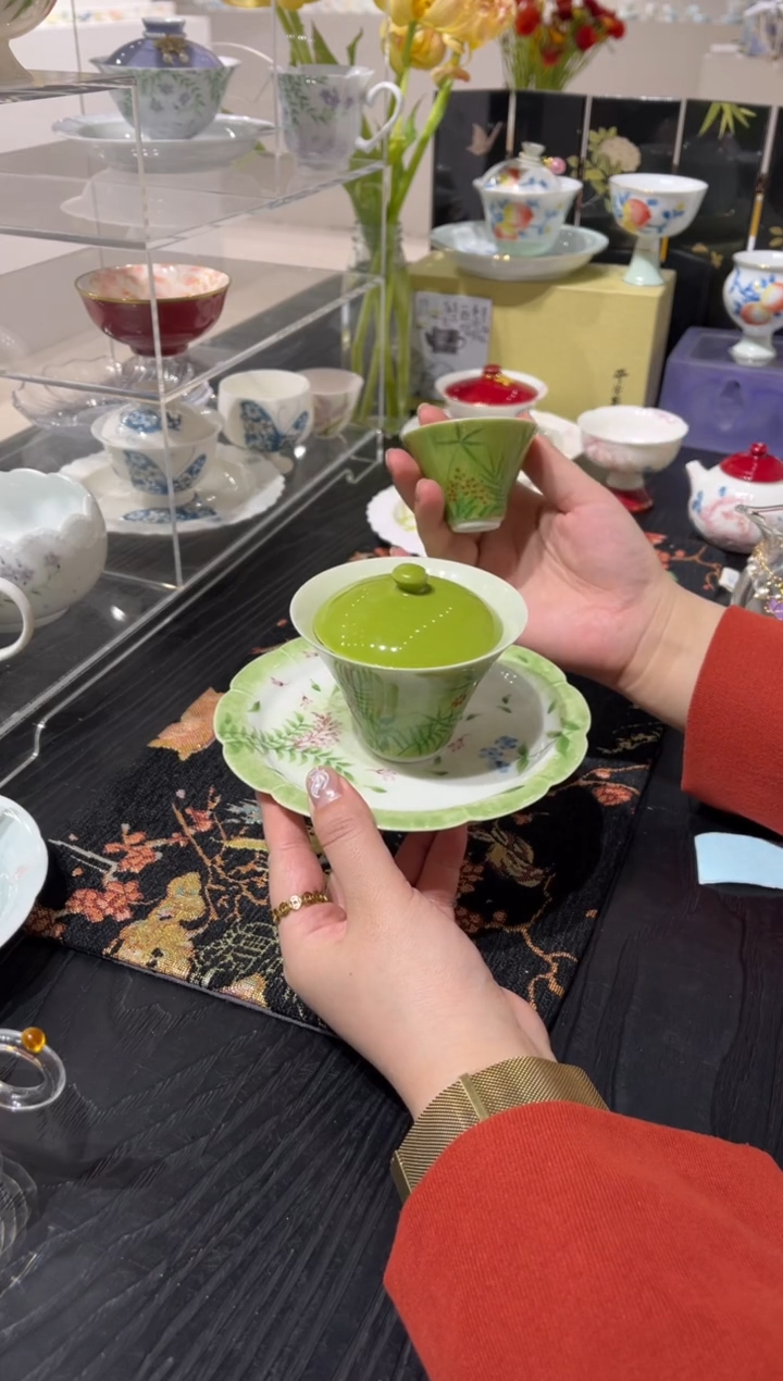 【闪购商品】三件套 哈哈哈哈嘎嘎