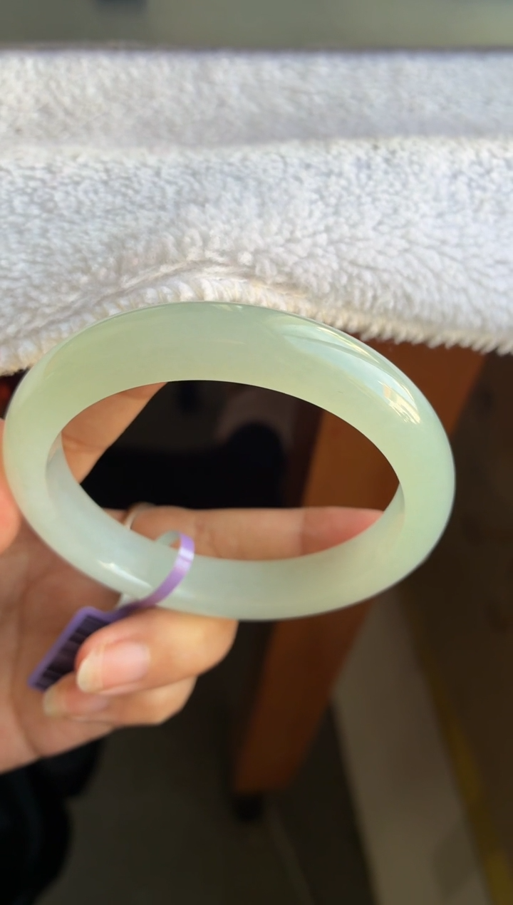 未镶嵌手镯翡翠（十星强推）冰透胶葡萄肉21号