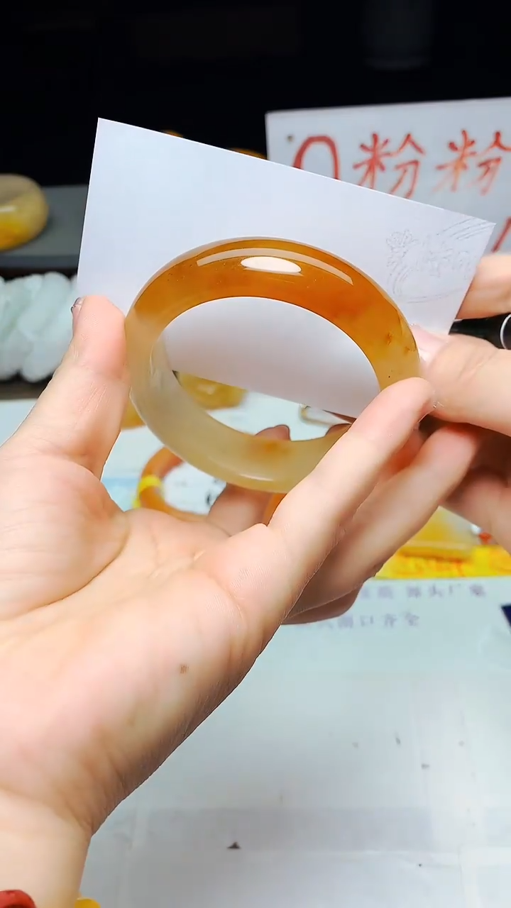 石英质玉手镯未镶嵌162-5859