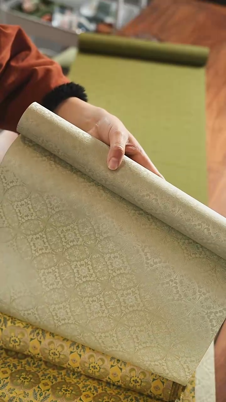 【闪购商品】茶白36-250··········