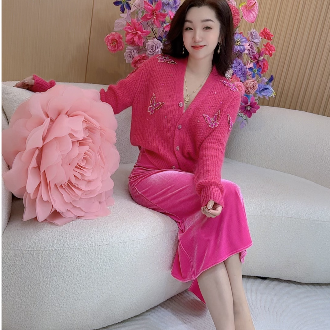 小满服饰【蝶舞翩翩】秋冬款唯美浪漫法式重工百搭保暖针织羊毛外套