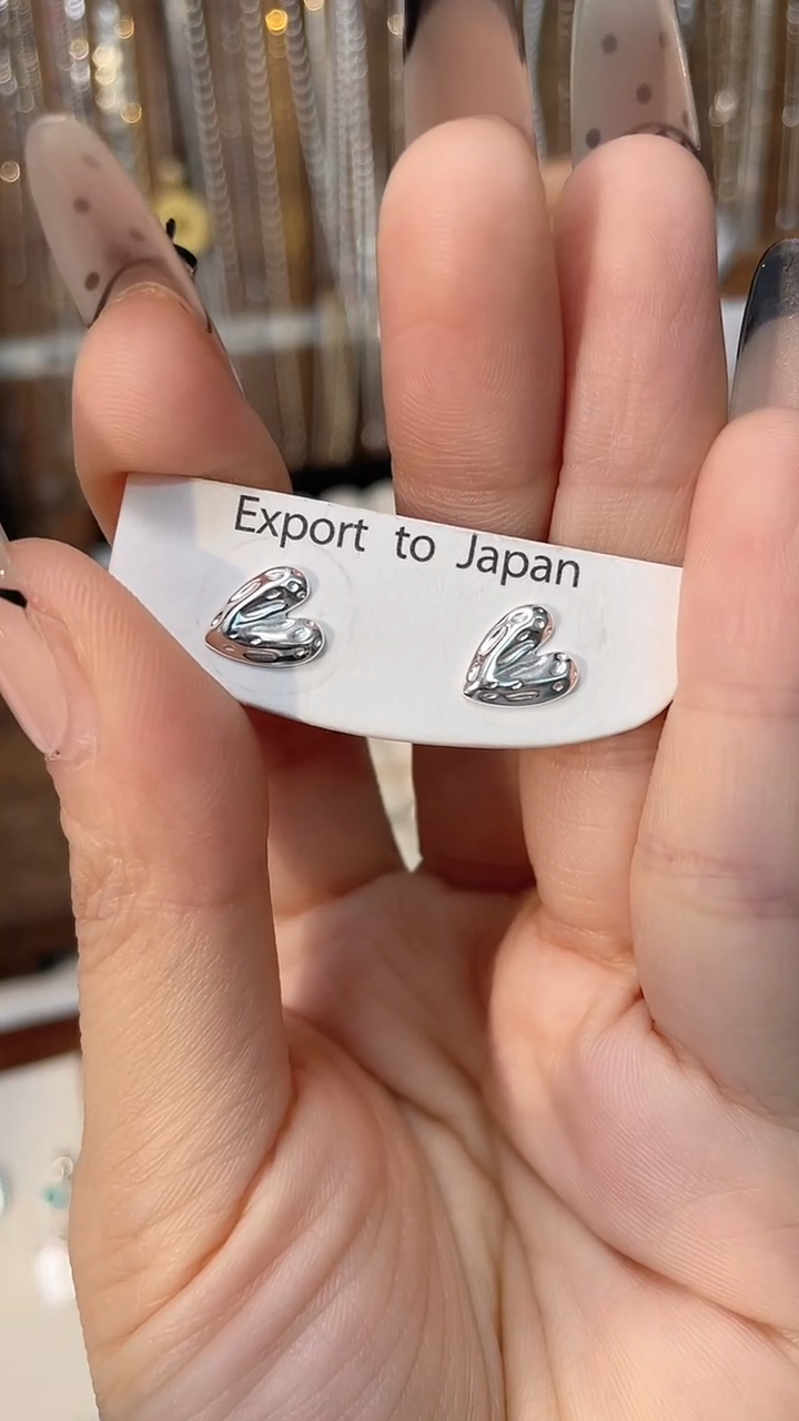 无925银925通体纯银爱心耳钉