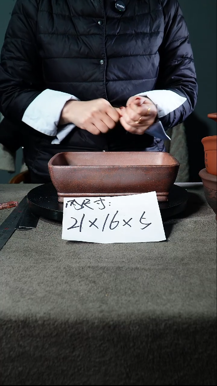 宜兴紫砂小花盆盆