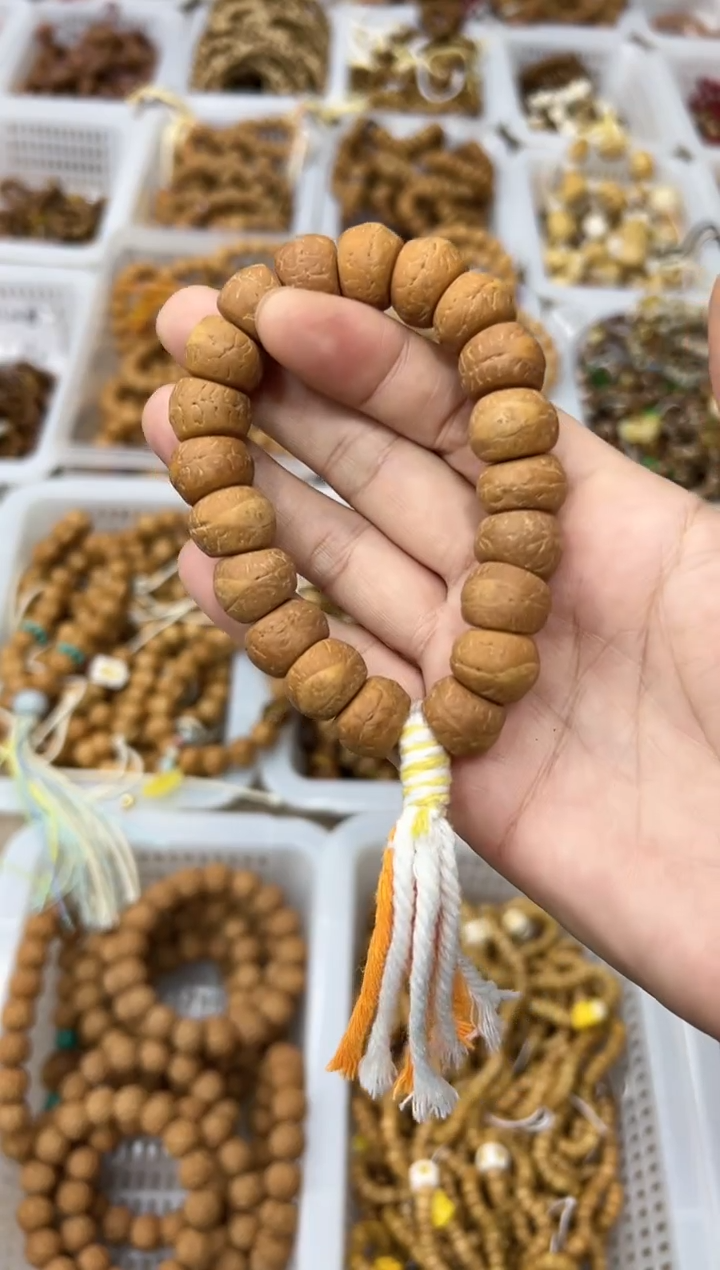 手串凤眼菩提卡15mm左右 厚切大肠 设计款手持 单圈