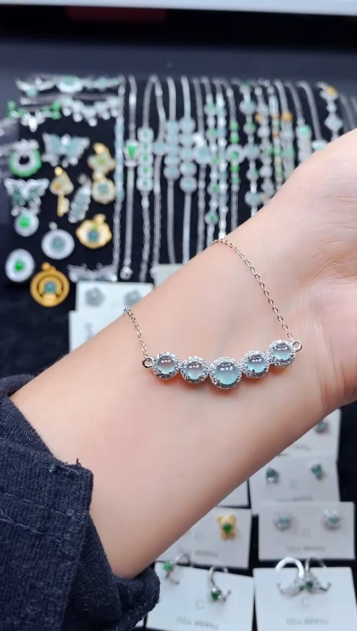 【闪购商品】翡翠颈饰银S925镶嵌8153