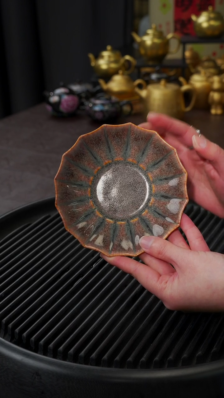 【闪购商品】杯【宜景窑天目釉红釉】菱花壶承