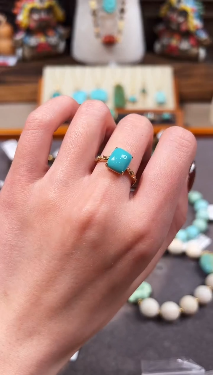 18K金镶嵌绿松石戒指绿松石戒指