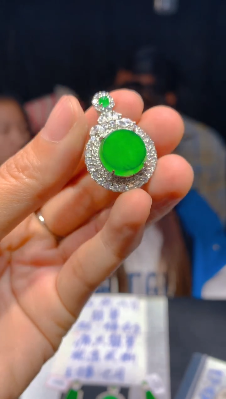 【闪购商品】定制翡翠未镶嵌132多样性发货（发其一）