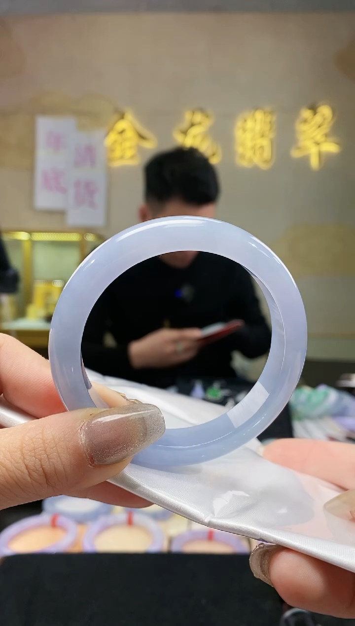 【闪购商品】翡翠手镯未镶嵌