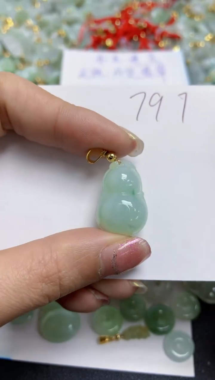 【闪购商品】翡翠颈饰合金天然翡翠A货