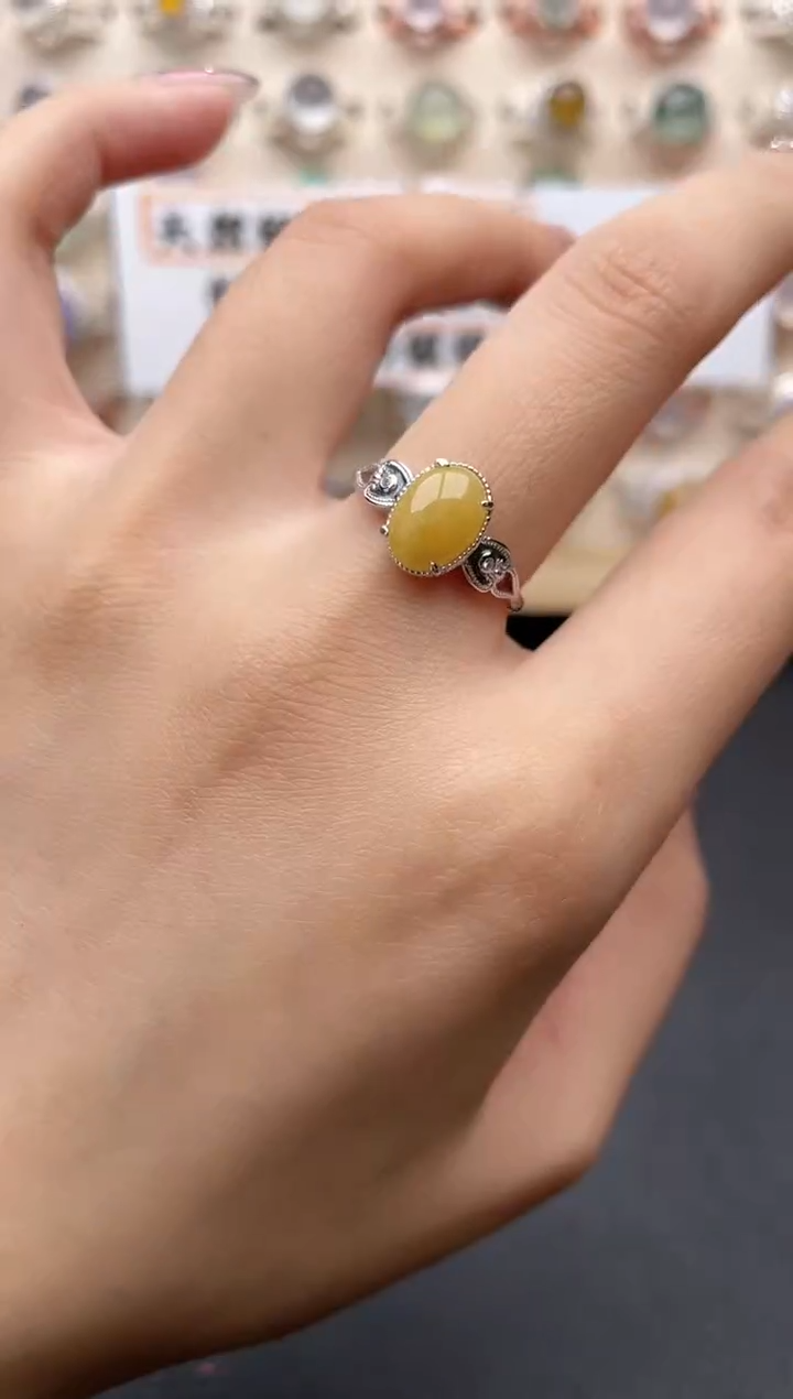 【闪购商品】翡翠戒指银S925镶嵌一物一证一礼盒