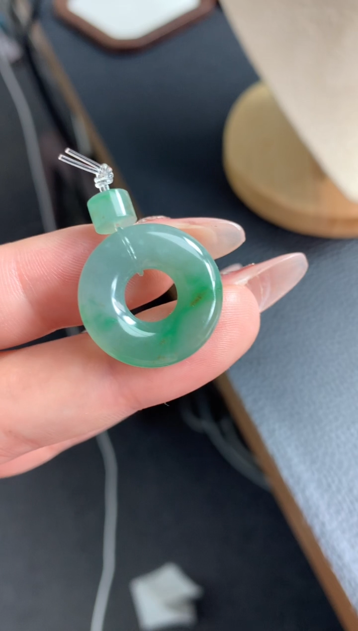 【闪购商品】定制翡翠未镶嵌甜甜圈