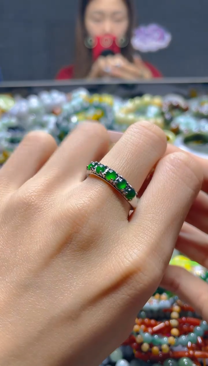 颈饰未镶嵌翡翠/S/翡翠A货，一件也是批发价