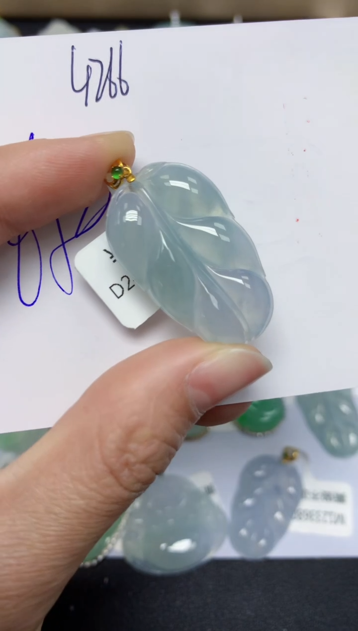 【闪购商品】翡翠颈饰18K金镶嵌 天然翡翠A货