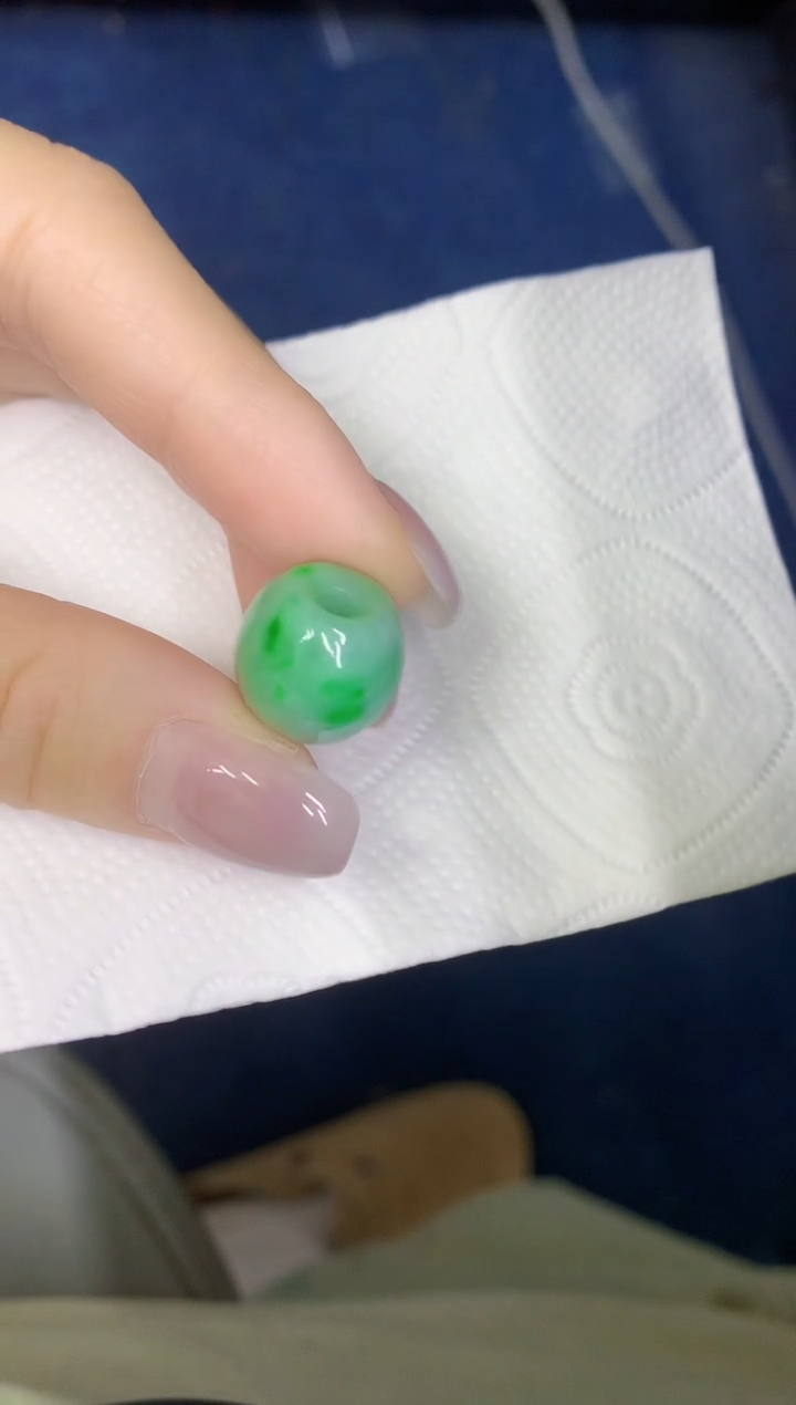 颈饰未镶嵌翡翠缅甸天然翡翠A货