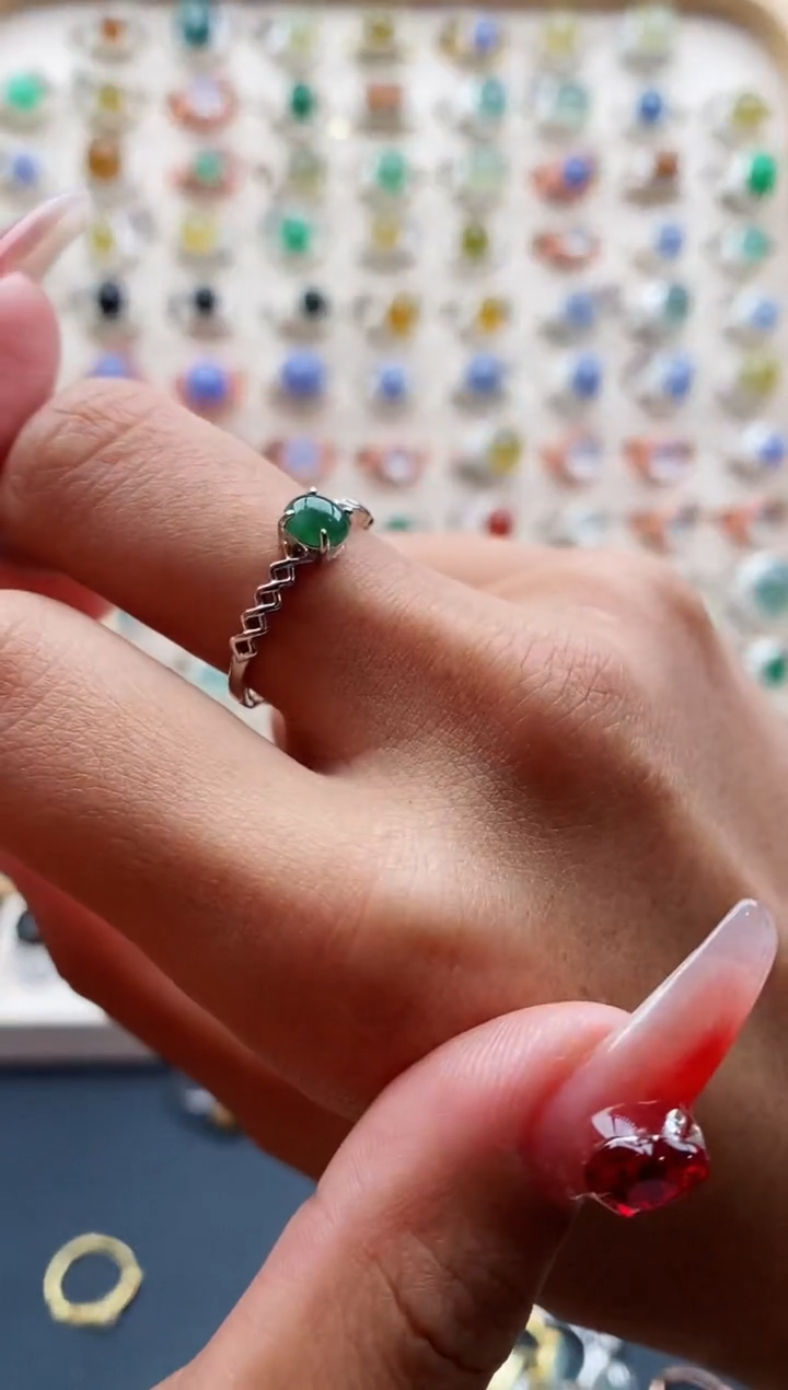 【闪购商品】翡翠戒指银S925镶嵌缅甸天然A货翡翠111 8+6