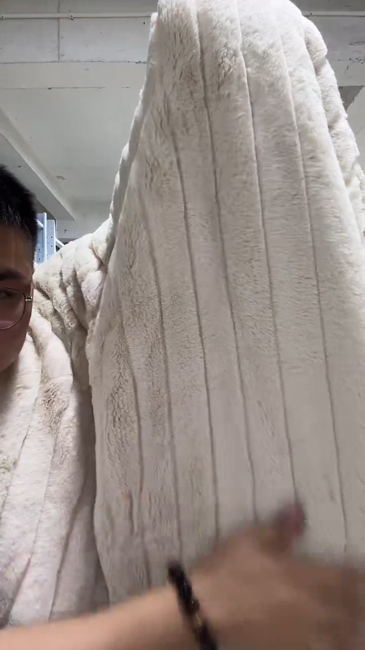 兔毛【2x1.5米】外贸原单毛毯拍完现场打开看