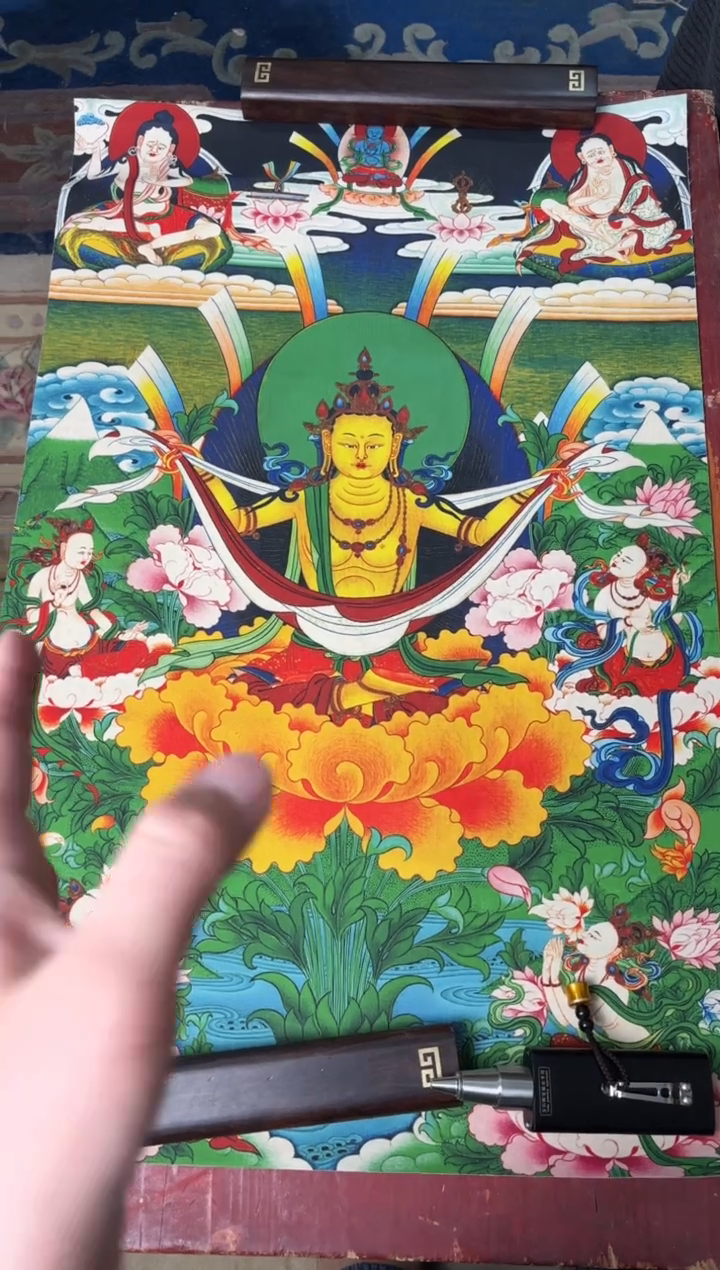 卷轴画龙妹的唐卡tk16