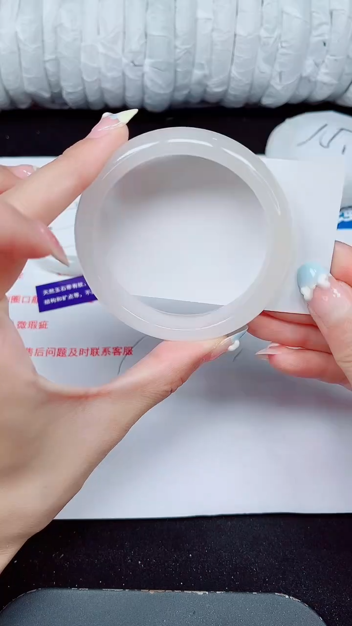 未镶嵌手镯石英质玉350-57/58