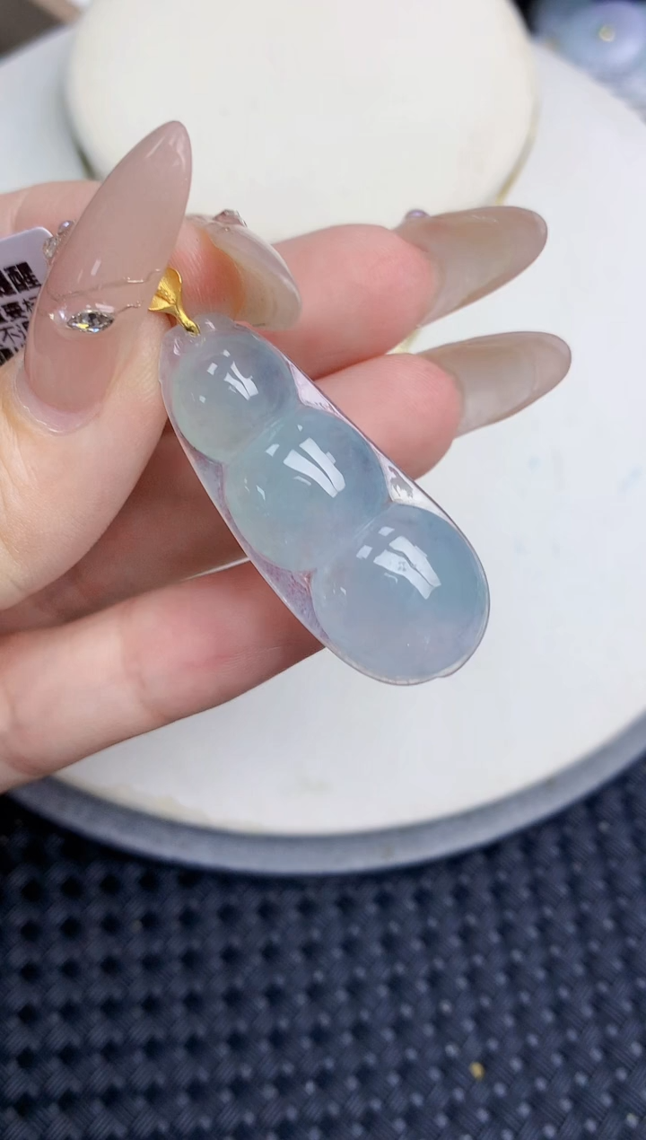 颈饰18K金镶嵌翡翠58   天然翡翠A货  百元以上9米证书费自理