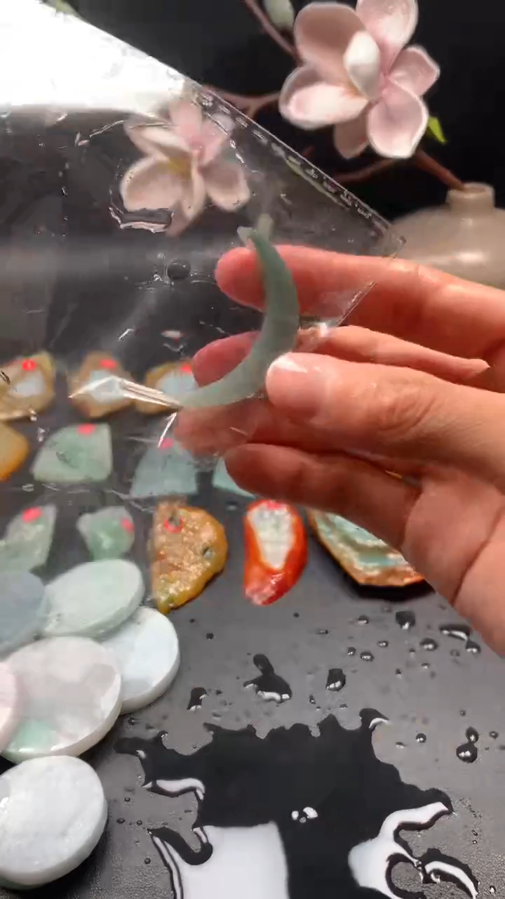 翡翠裸石轻*人翡翠裸石天然缅甸翡翠直播定制