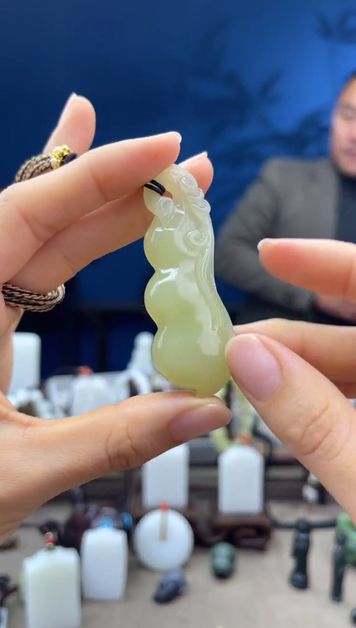 【闪购商品】和田玉颈饰未镶嵌1