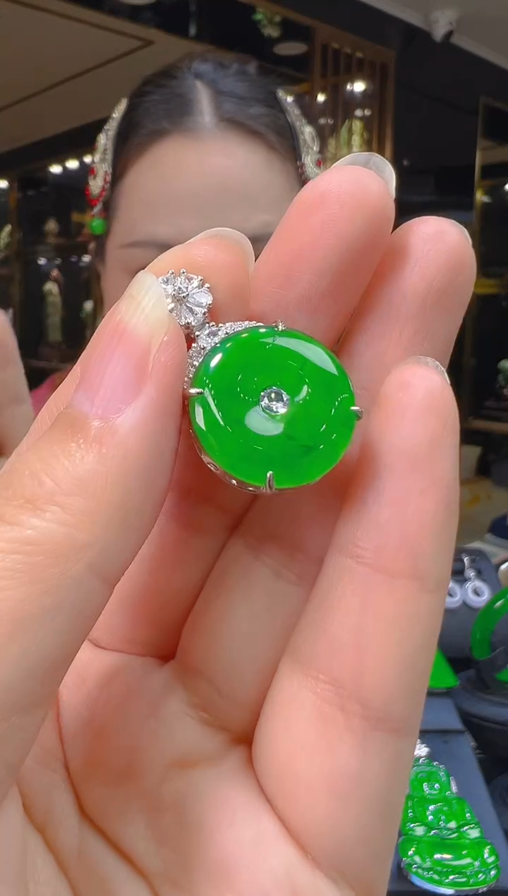 翡翠银S925镶嵌吊坠(赠链)108 （多样性发其一）