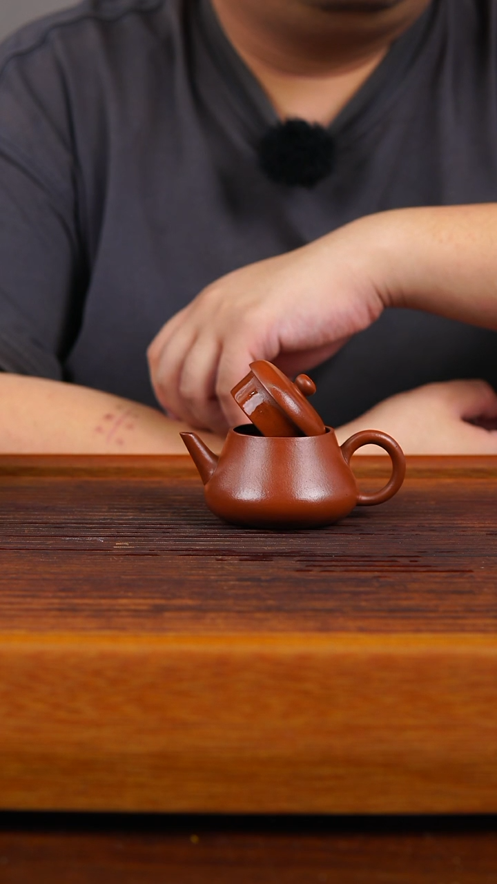 茶壶紫砂朱泥剑流君德