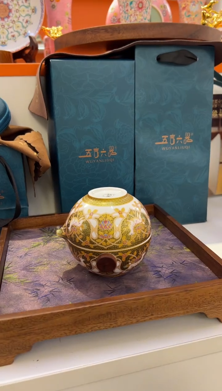 瓷片小乔闪购链接