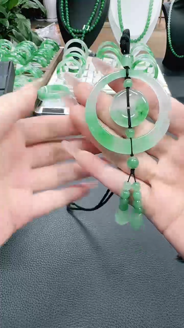 未镶嵌1石英质玉（非洲翠）/7349