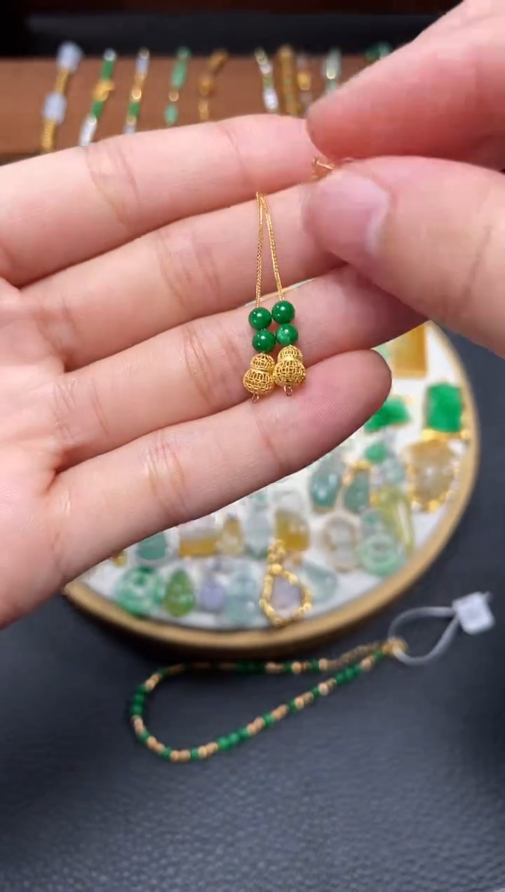 【闪购商品】翡翠耳饰18K金镶嵌2个   JK278