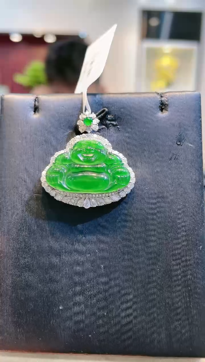 【闪购商品】翡翠颈饰18K金镶嵌A104天然A货翡翠吊坠