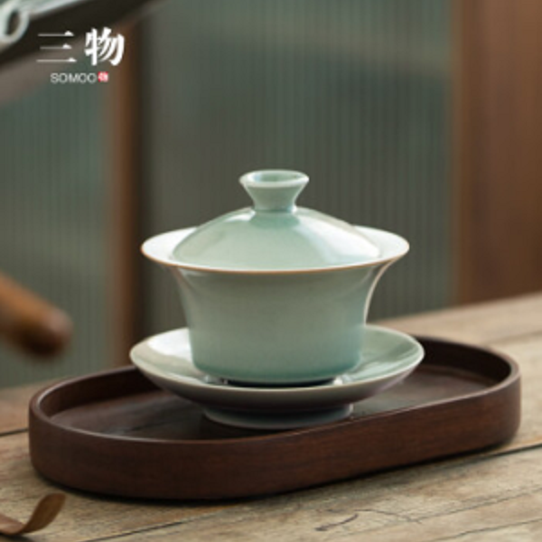 南山先生 松青釉马蹄盖碗 