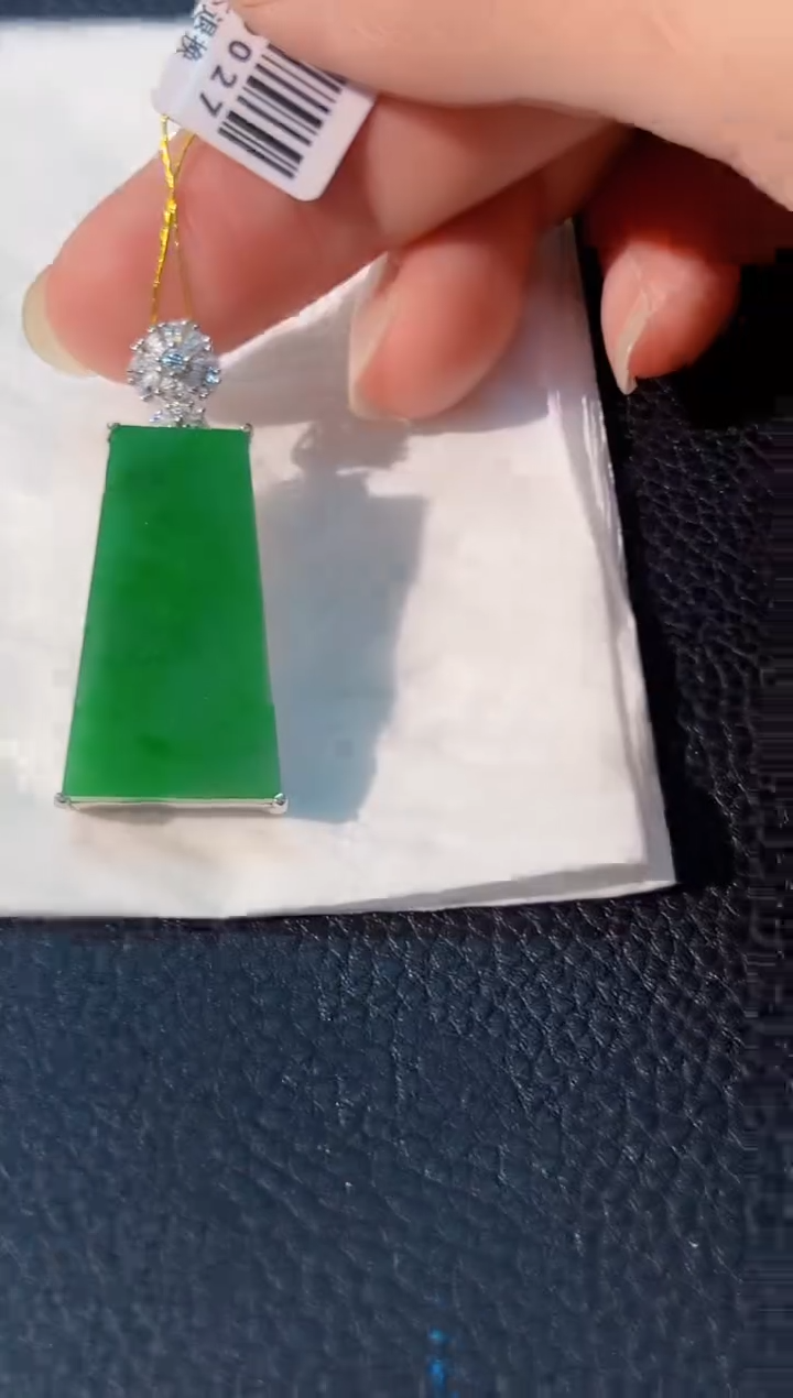 颈饰未镶嵌翡翠 缅料A货/支持复检/一件