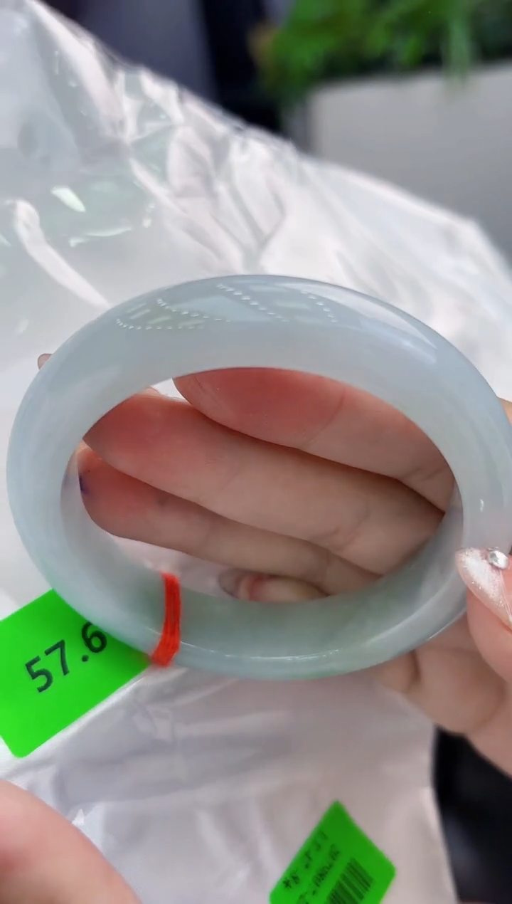【闪购商品】翡翠手镯未镶嵌翡翠手镯