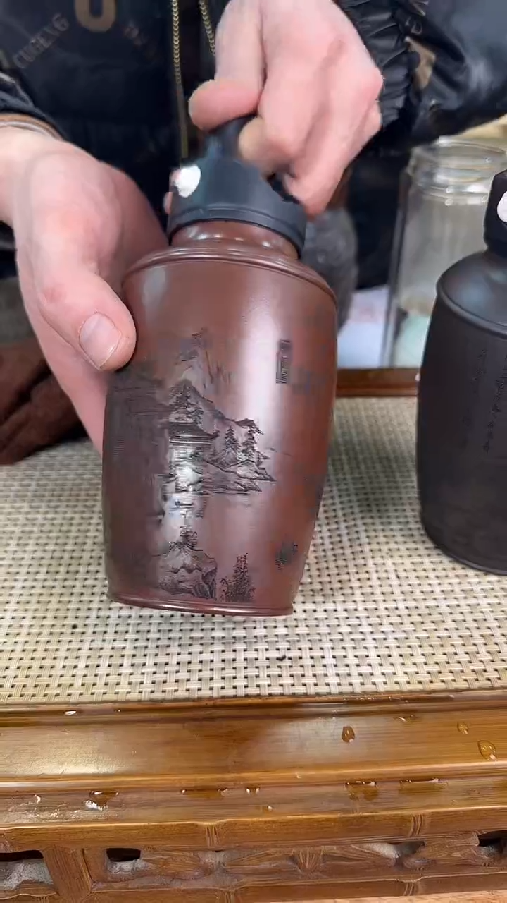 【闪购商品】紫砂茶壶双层 紫泥 柳暗花明350cc