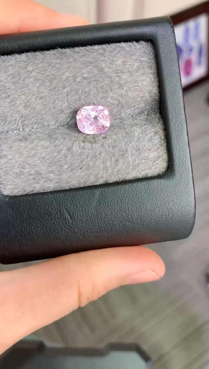 【闪购商品】定制尖晶石裸石未镶嵌枕型 仙粉色调 2.63ct