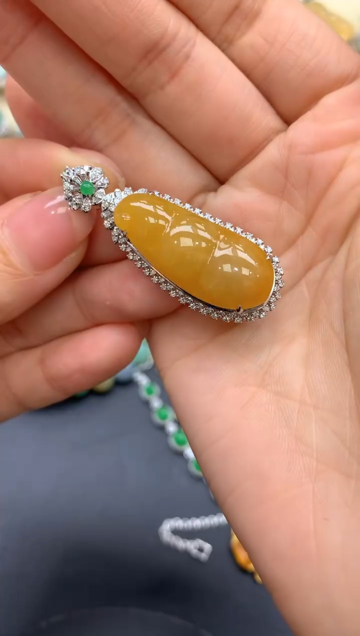 【闪购商品】翡翠颈饰18K金镶嵌520-中国好珍宝